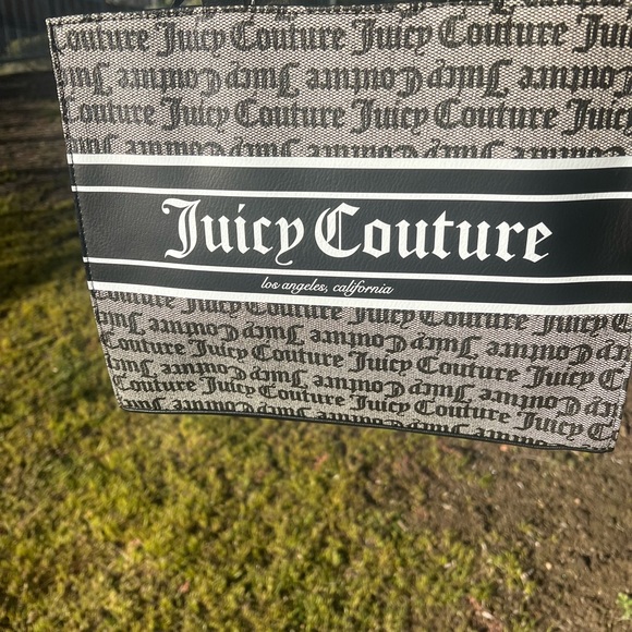 JUICY COUTURE black and white signature purse , NWT - Picture 2 of 7